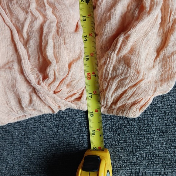 Free People Runaway Boho Crochet Lace Long Sleeve Cropped Top in Light Peach XS - Picture 2 of 5